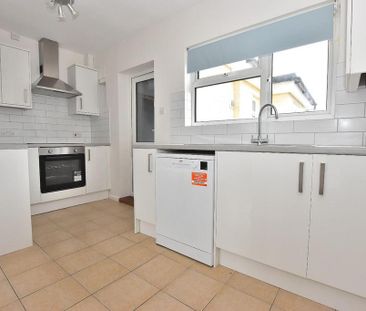 3 bedroom terraced house to rent - Photo 1