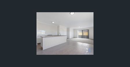 Beautiful family home located in the heart of Truganina - Photo 3