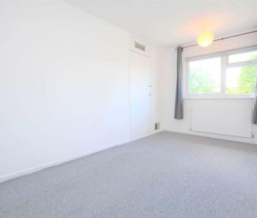 Chestnut Lane, Amersham, HP6 - Photo 4