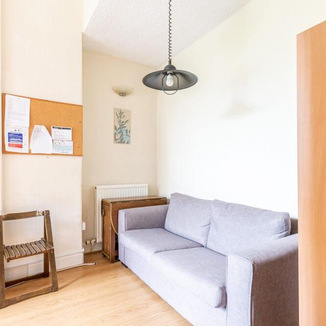 3 bedroom flat to rent - Photo 1