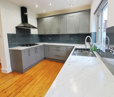3 bedroom House To Let Total Size: 936 SQ FT - Photo 4