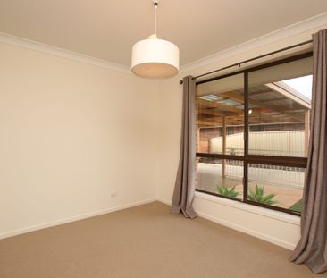 Modern Family Home in Prime Ballina Location - Photo 4