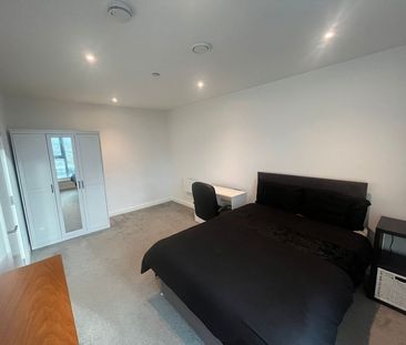 2 Bed Flat, Trafford Wharf End, M17 - Photo 6
