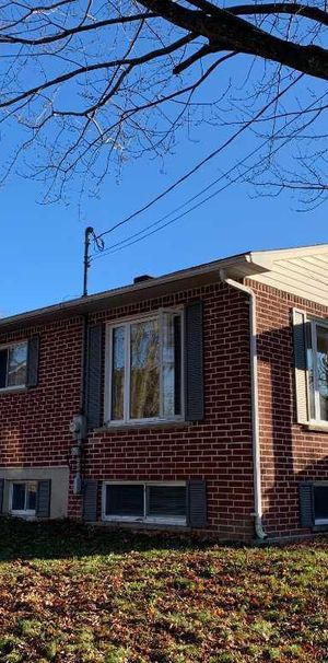 Très grande maison à louer - Photo 1