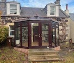 2 bedroom semi-detached house to rent - Photo 6