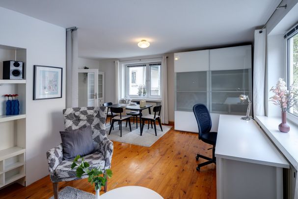 Very good 1-room apartment at lines U4/U5 - Photo 1