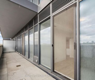 703 33 Frederick Todd Way N - Photo 3