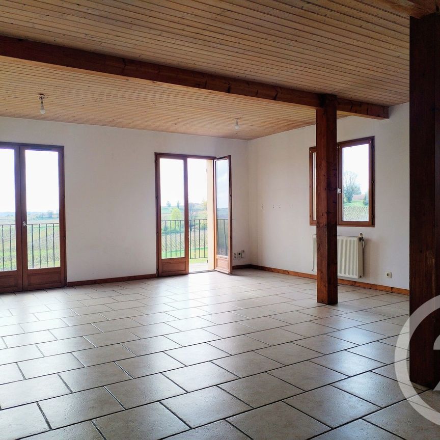 Location Maison 3 pièces 78m² STE CROIX DU MONT 33410 - Photo 1