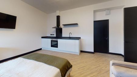Studio to rent - Photo 5