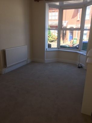 2 Bed Terraced House, Bath Street, SO14 - Photo 1