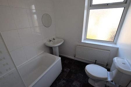 Wood Street, Hapton, Burnley - Photo 3