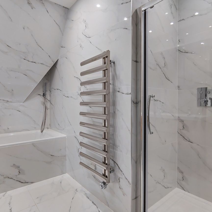 Woodlands, London, NW11 - Photo 1