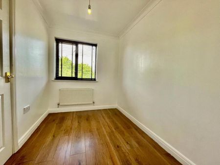 3 bedroom detached house to rent - Photo 3