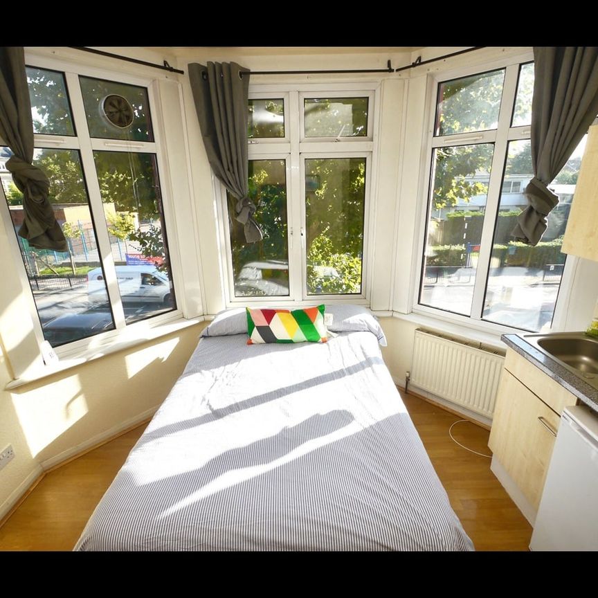Room in a Shared House, Willesden Green, NW2 - Photo 1
