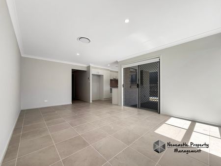 30 Cosby View, Edgeworth - Photo 2