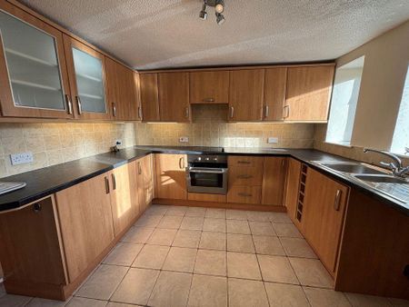 3 bedroom barn conversion to rent - Photo 5