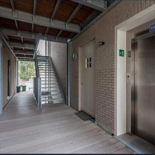 Appartement te huur - Foto 1