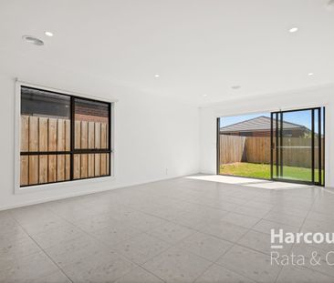 Brand New, Bold & Beautiful - Photo 1