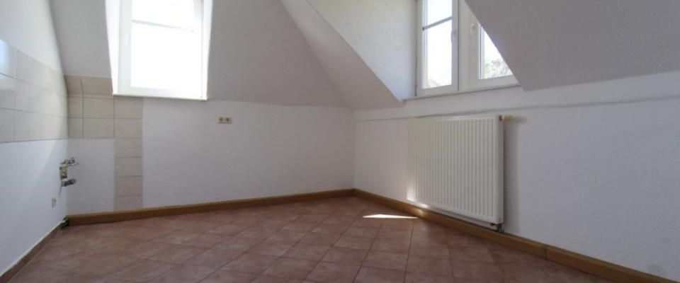Schöne Dachgeschoßwohnung - Foto 1