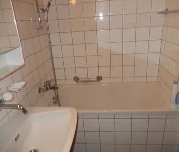 "Moderne, grosszügige 3.5 Zimmerwohnung zu vermieten!" - Photo 6