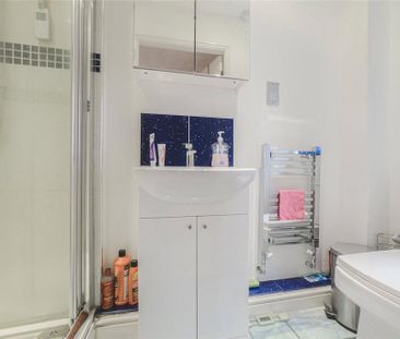 4 bedroom detached house to rent - Photo 6