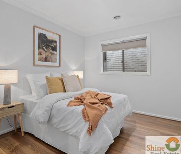 Modern 4-Bedroom Home Close to Everything You Need - Photo 5