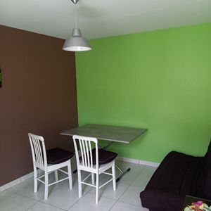 LAVAL, appt T2 meublé - Photo 3