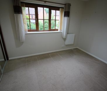 2 bedroom semi-detached house to rent - Photo 3