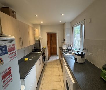 90 Hubert Road - Photo 4