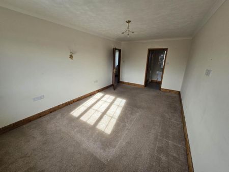 4 bedroom house to rent - Photo 3