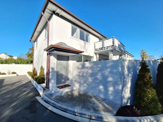 Fendalton, 2 bedrooms - Photo 1