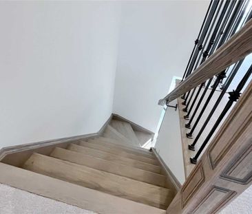 For Lease - 37 Saigen Lane, Markham, Ontario - Photo 4