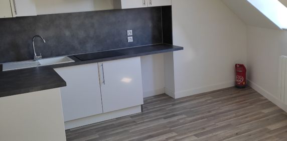 Location Appartement 2 pièces 35m² - Photo 2