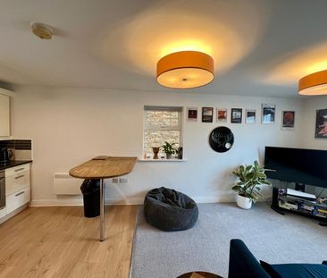 2 bedroom apartment to rent - Photo 2