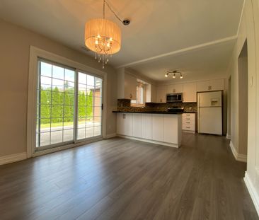 For Lease - 16 North Hills Terrace, Toronto, Ontario - Photo 2