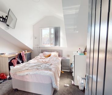 209 Dawlish Road Birmingham - Photo 5