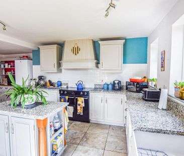 2 bedroom property to rent - Photo 5