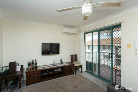 FURNISHED - AIR CONDITIONED WITH POOL - Photo 2