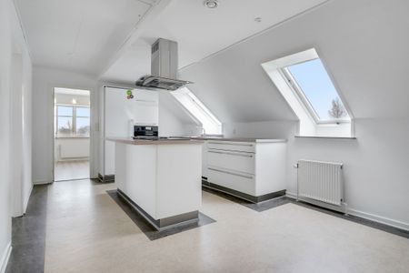 5-værelses Lejlighed på 203 m² i Give - Photo 5