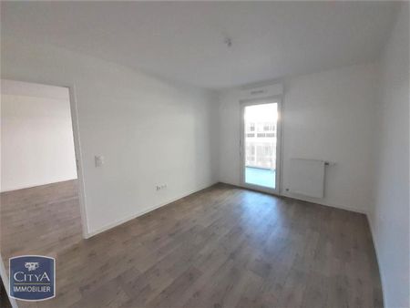 Location Appartement 2 pièces 47m² FONTENAY SOUS BOIS 94120 - Photo 3