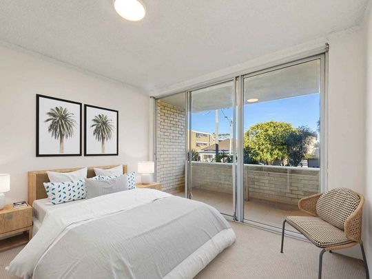 2 Bedroom Bondi Apartment with LUG - Photo 1