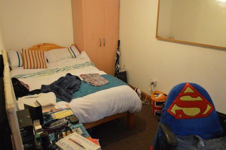 6 bedroom house to rent - Photo 3