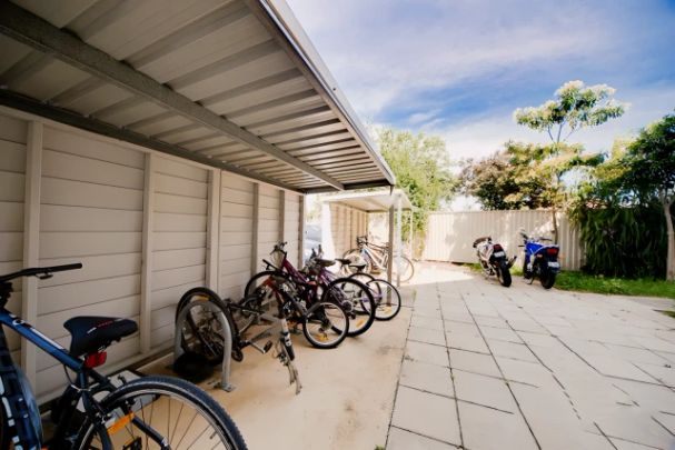 Standard Studio - Photo 1