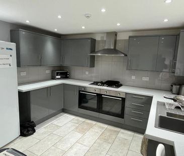 4 bedroom house share to rent - Photo 4