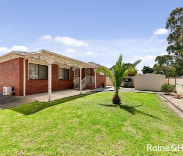 QUALITY AND STYLE, JUST MOVE IN AND RELAX - Photo 2