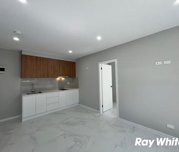 Newly Built One Bedroom Studio - Close to Hills Showground Station - Photo 3