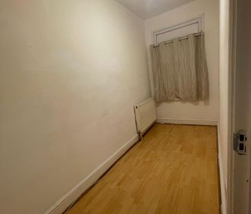 5 bedroom flat to rent - Photo 3