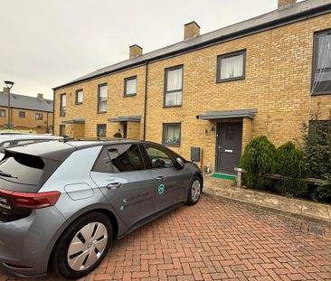 4 bedroom terraced house to rent - Photo 1