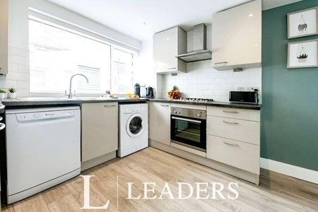 Flat, Brighton Square, Brighton, East Sussex, BN1 - Photo 5