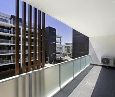 Modern One Bedroom Living in the Heart of Greenway - Photo 4